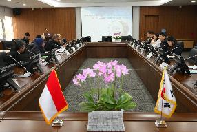 Indonesian delegation visited the ACRC on November 13th 