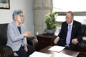 ACRC Chairperson met with Former UN Secretary General Ban Ki-moon 